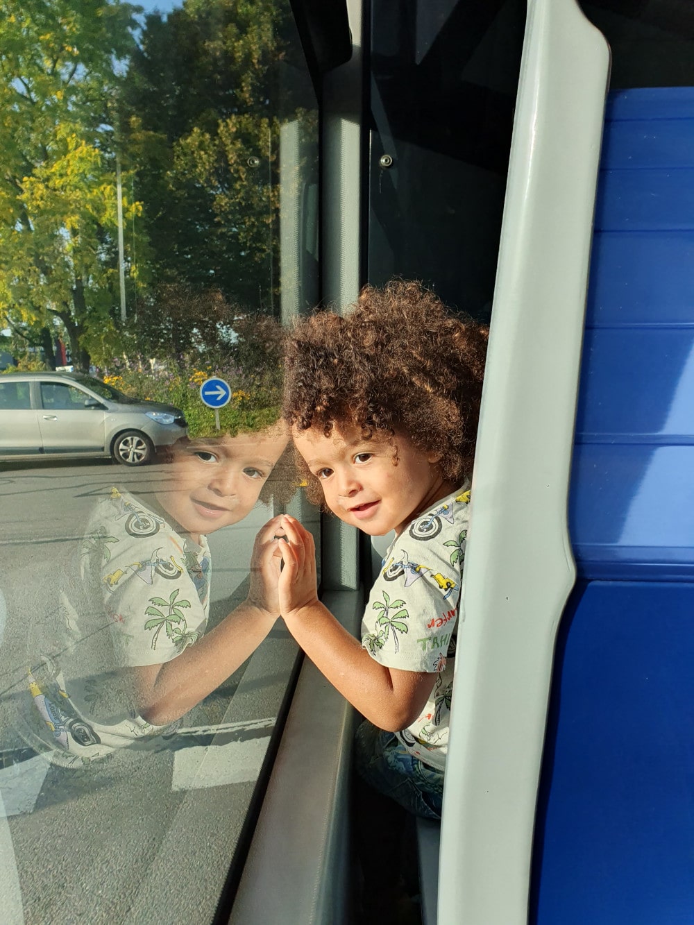 Siloê dans le bus